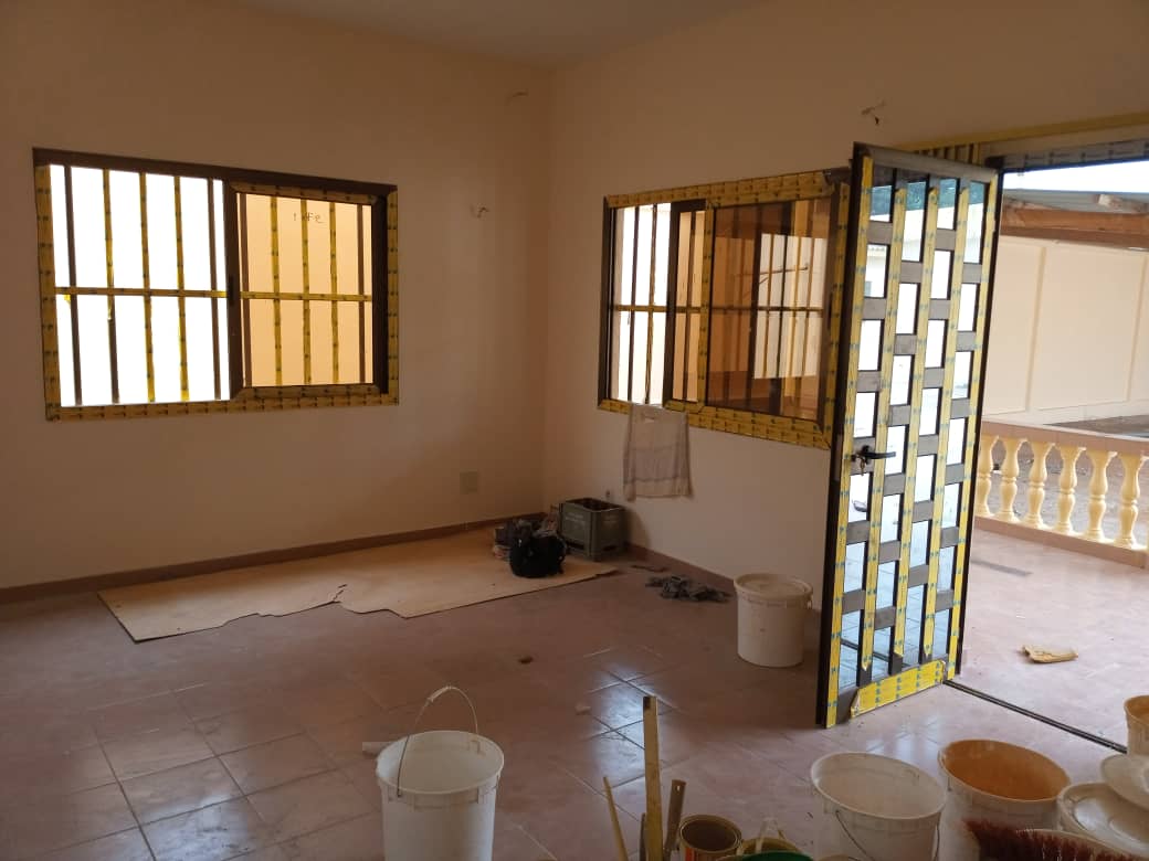 N° 4748 :
                            Villa à louer , Agoe camp, Lome, Togo : 300 000 XOF/mois