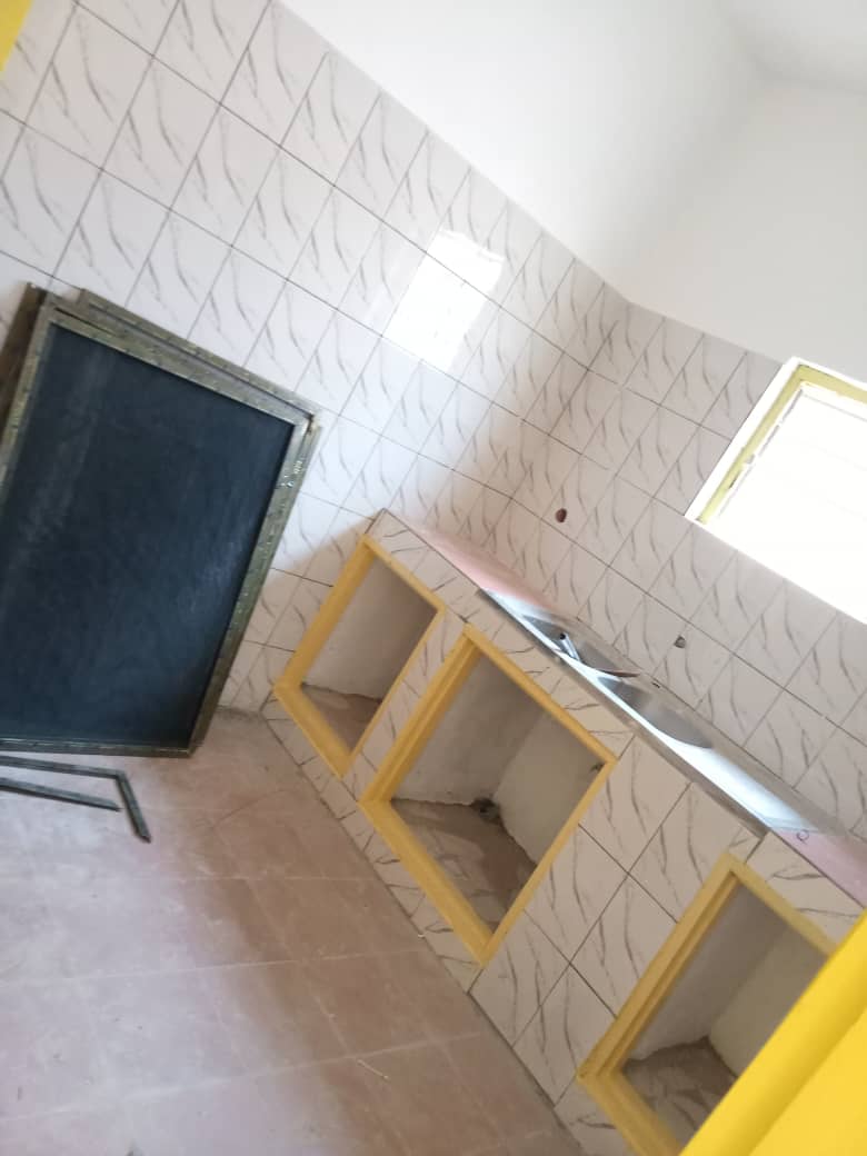 N° 4748 :
                            Villa à louer , Agoe camp, Lome, Togo : 300 000 XOF/mois