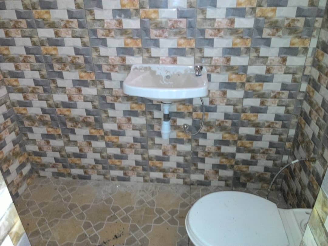 N° 4756 :
                            Chambre à louer , Avedji , Lome, Togo : 35 000 XOF/mois