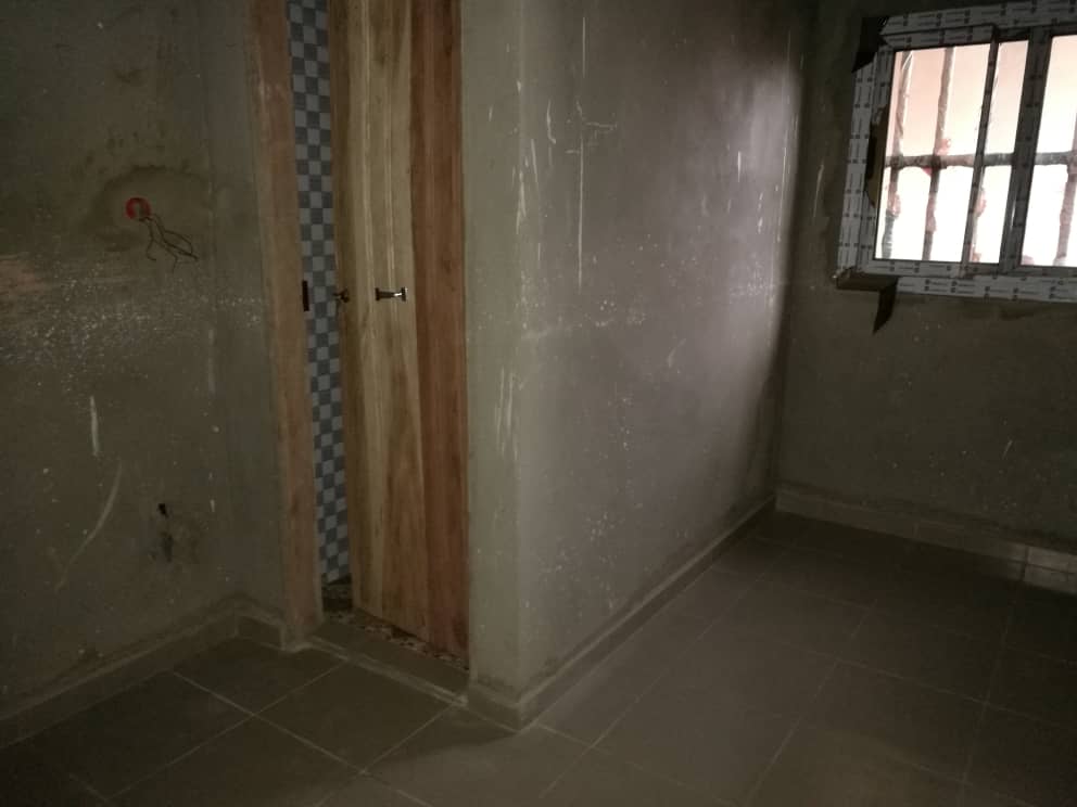N° 4757 :
                            Villa à louer , Agoe legbassito, Lome, Togo : 70 000 XOF/mois