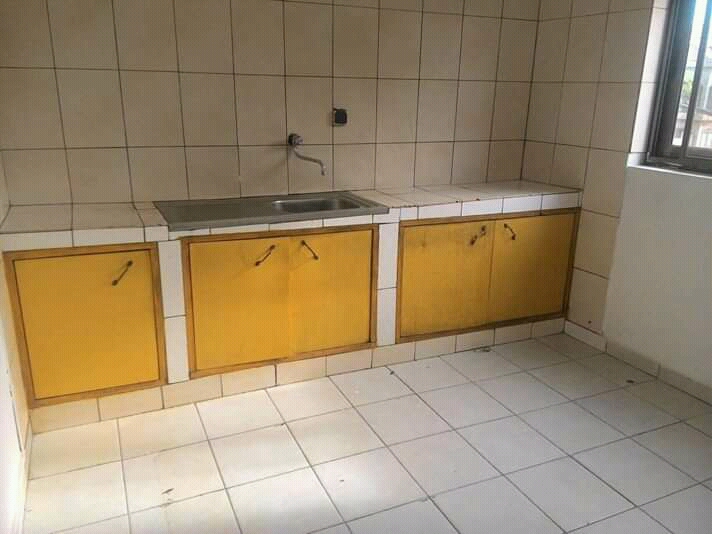N° 4759 :
                            Appartement à louer , Agoe reserve, Lome, Togo : 80 000 XOF/mois