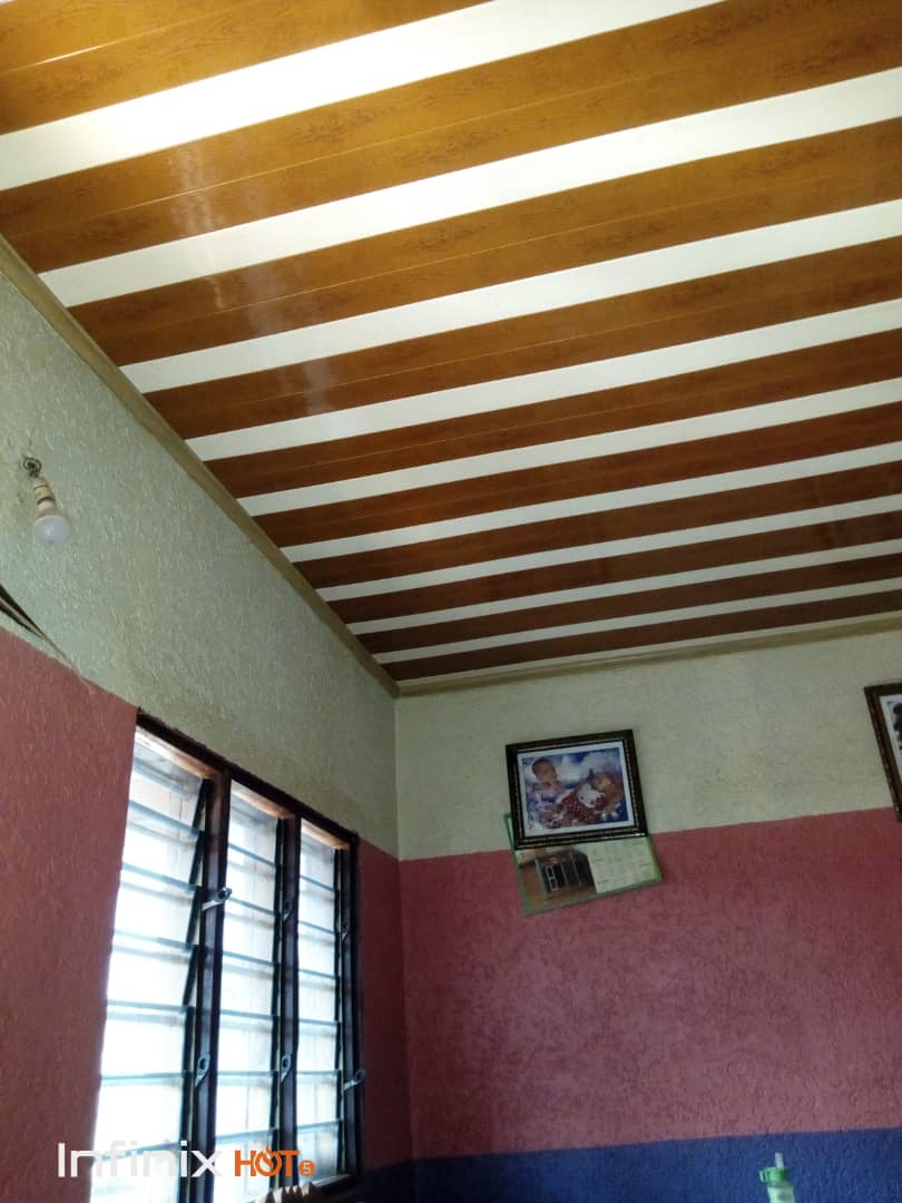 N° 4780 :
                            Maison à vendre , Agoe, Lome, Togo : 18 000  000 XOF/vie