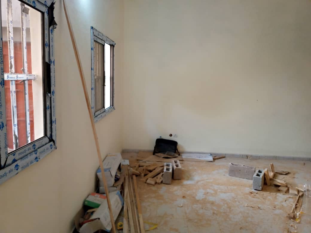 N° 4776 :
                            Chambre salon à louer , Agoe kossigan, Lome, Togo : 40 000 XOF/mois