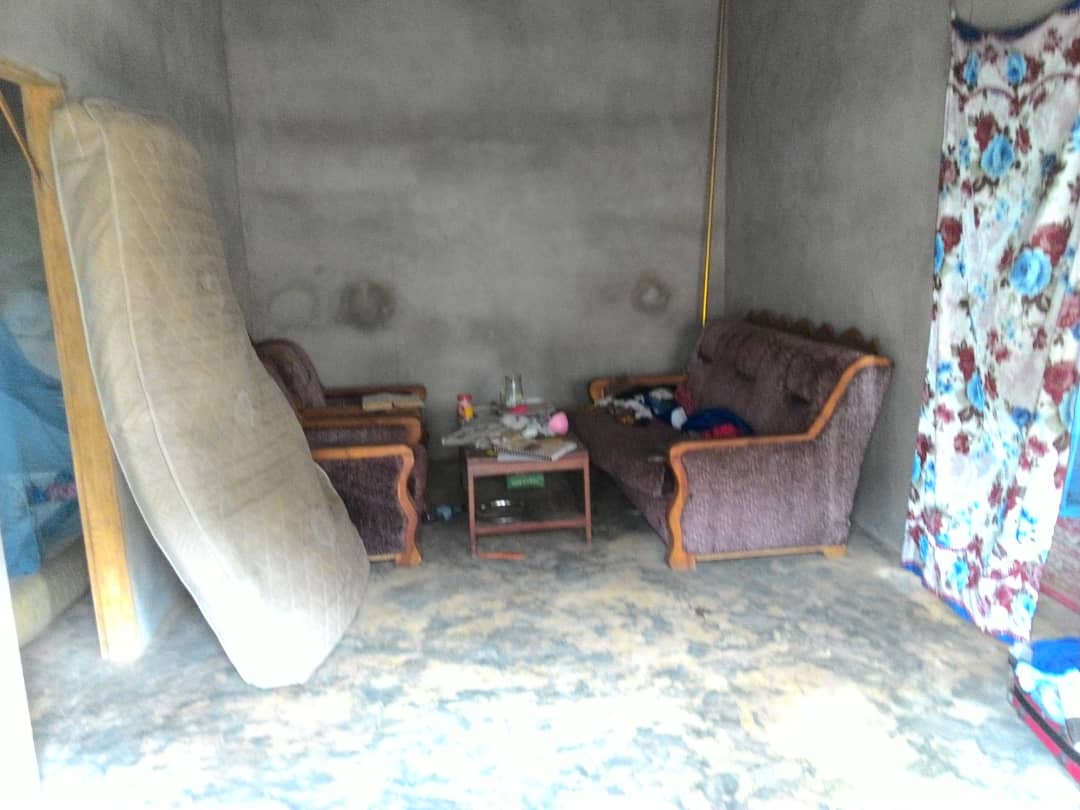 N° 4782 :
                            Villa à vendre , Zanguera, Lome, Togo : 15 000  000 XOF/vie