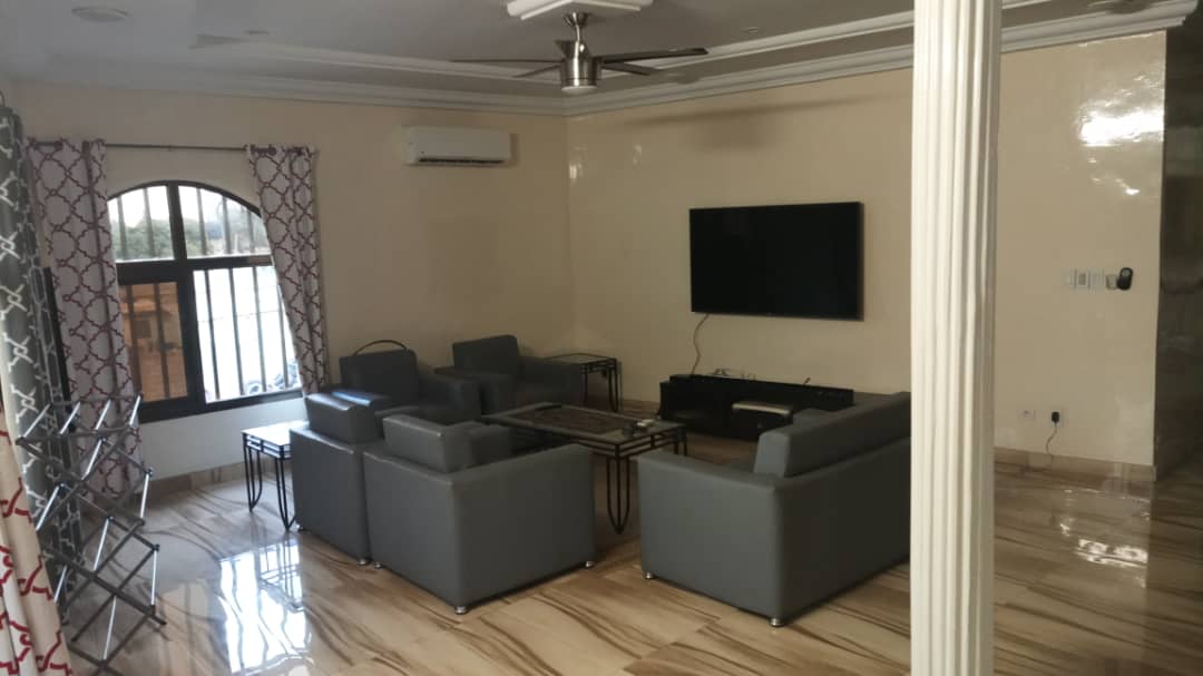 N° 4715 :
                            Appartement meublé à louer , Adidogome, Lome, Togo : 350 000 XOF/mois