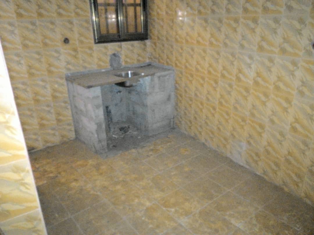 N° 4786 :
                            Appartement à louer , Agoe, Lome, Togo : 50 000 XOF/mois