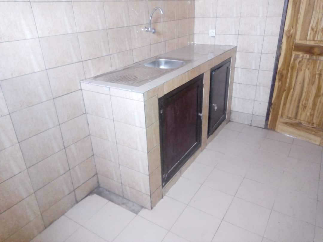 N° 5018 :
                            Appartement à louer , Agbalepedo, Lome, Togo : 120 000 XOF/mois