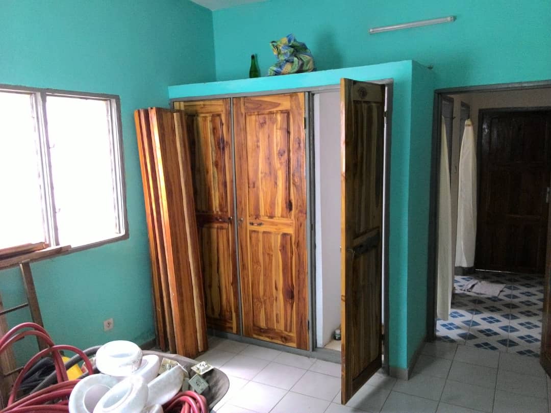 N° 4803 :
                            Villa à louer , Agoe, Lome, Togo : 80 000 XOF/mois