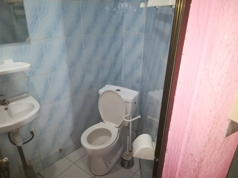 N° 4804 :
                            Chambre salon à louer , Agoe, Lome, Togo : 60 000 XOF/mois