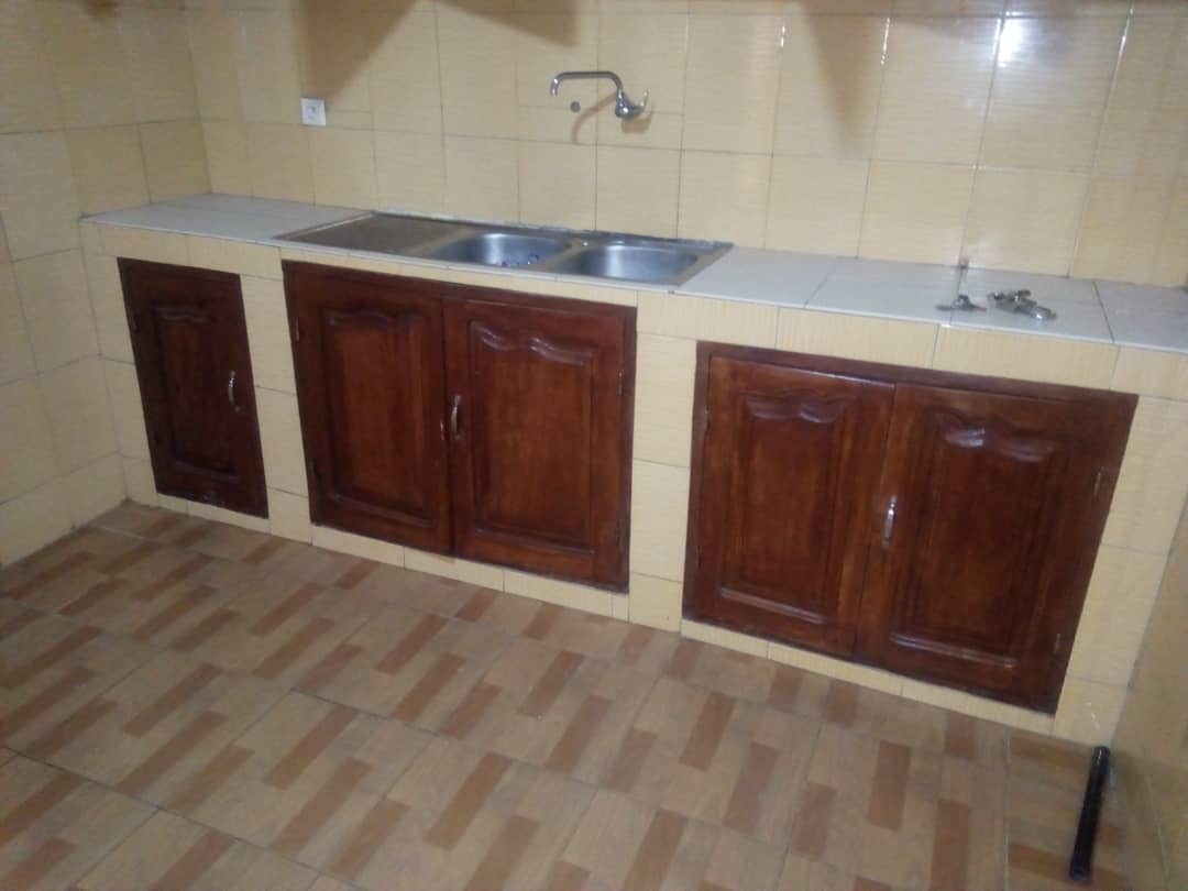 N° 4808 :
                            Villa à louer , Amadahome, Lome, Togo : 150 000 XOF/mois