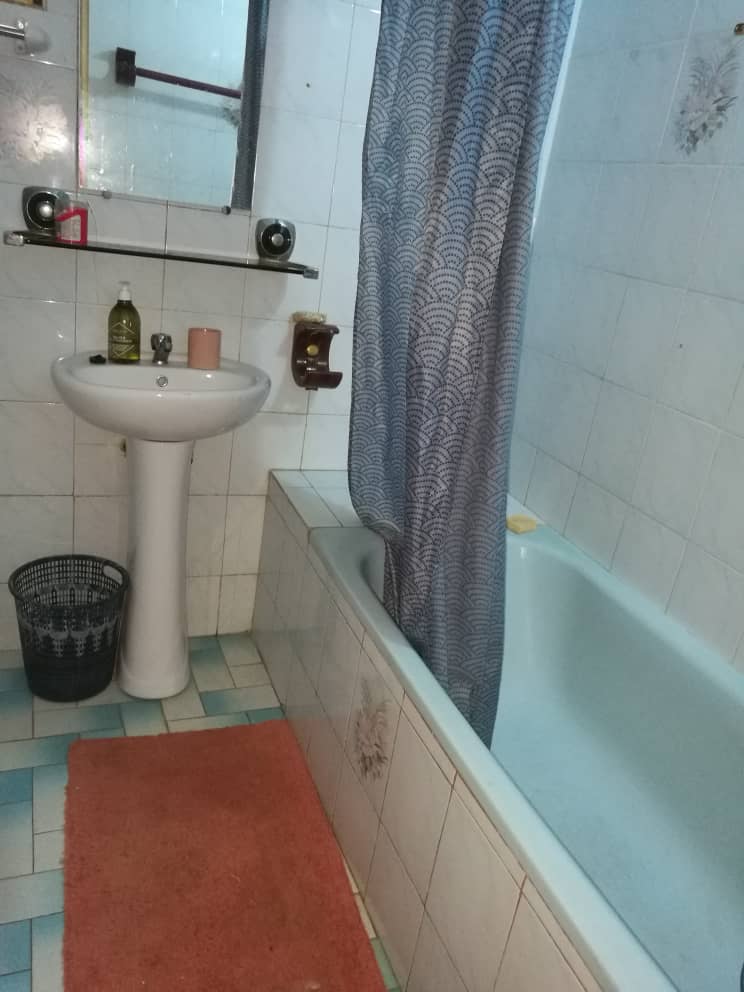 N° 4809 :
                            Villa à louer , Kegue, Lome, Togo : 400 000 XOF/mois