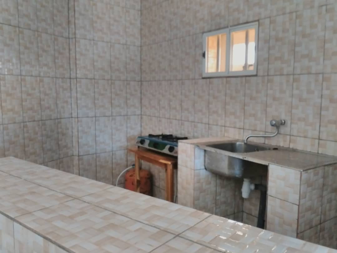 N° 4832 :
                            Appartement meublé à louer , Djidjole, Lome, Togo : 350 000 XOF/mois