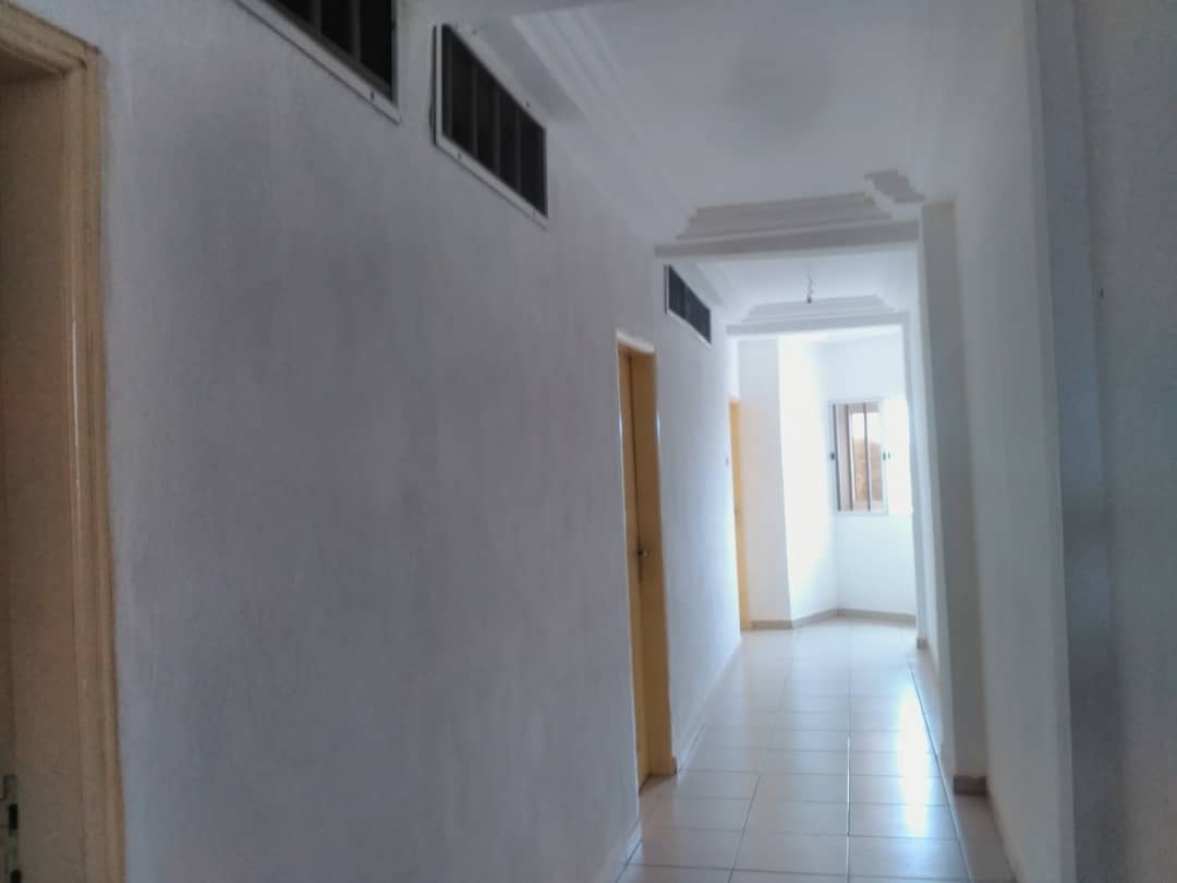 N° 4830 :
                            Chambre à louer , Djidjole, Lome, Togo : 130 000 XOF/mois