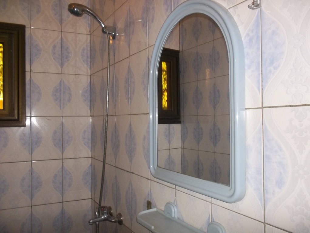 N° 4816 :
                            Studio meublé à louer , Hedzranawoe, Lomé, Togo : 150 000 XOF/mois