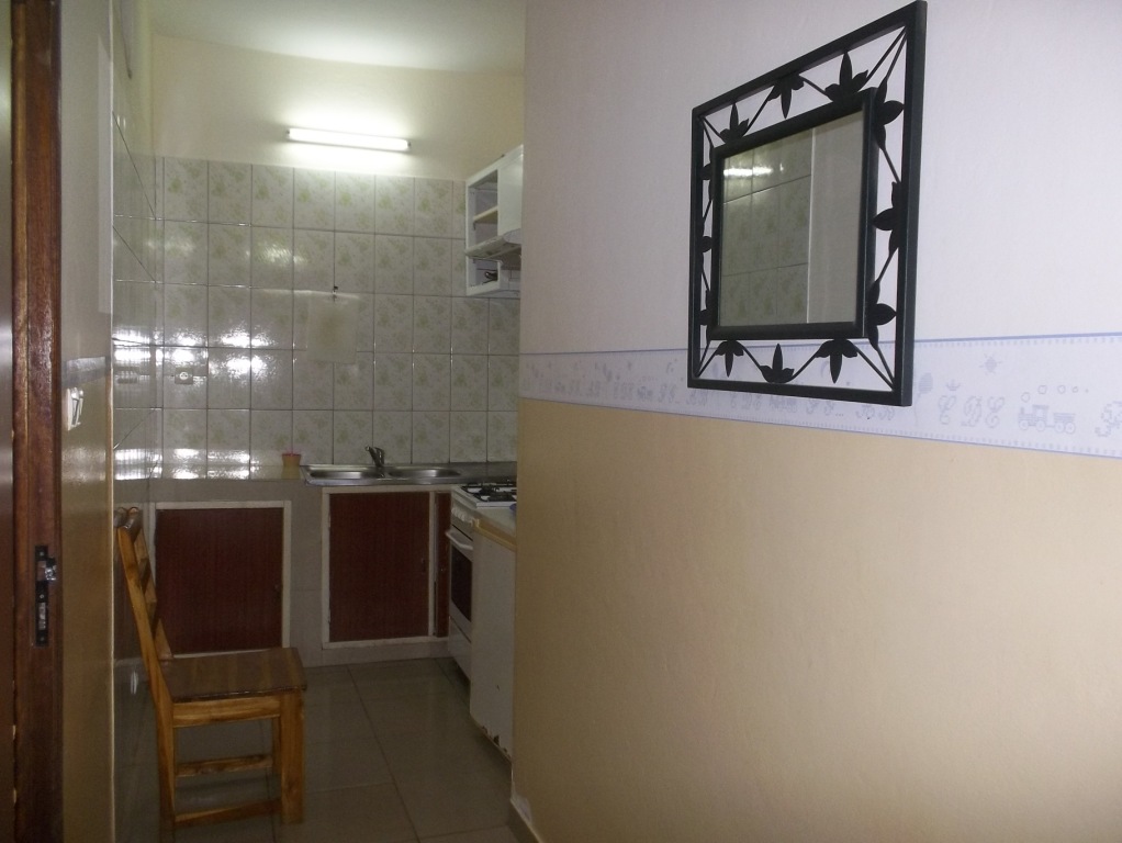 N° 4816 :
                            Studio meublé à louer , Hedzranawoe, Lomé, Togo : 150 000 XOF/mois