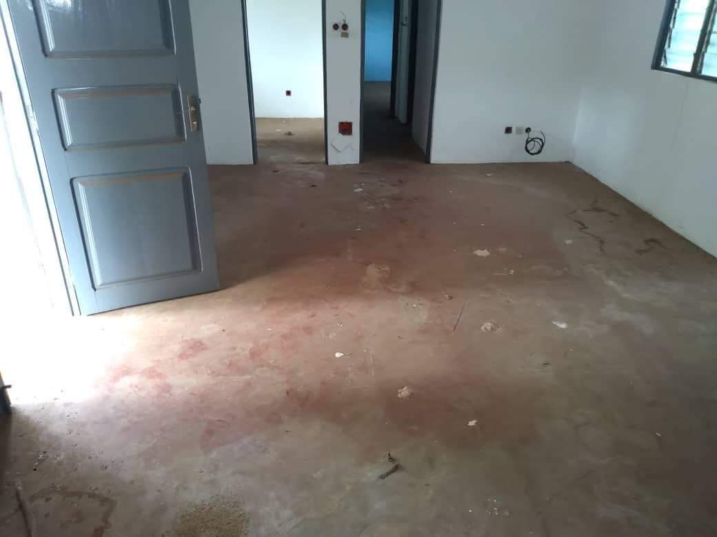 N° 4826 :
                            Maison à vendre , Agoe, Lome, Togo : 30 000  000 XOF/vie