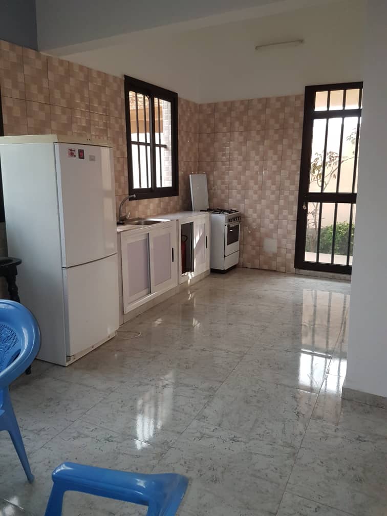 N° 4816 :
                            Studio meublé à louer , Hedzranawoe, Lomé, Togo : 150 000 XOF/mois