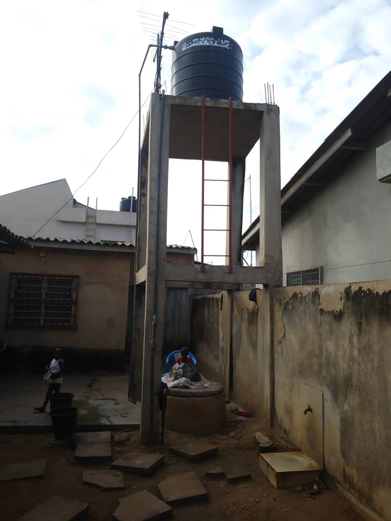 N° 4828 :
                            Maison à vendre , Adidogome, Lome, Togo : 15 000  000 XOF/vie