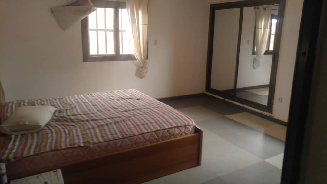 N° 4833 :
                            Maison à vendre , Chr tsevie, Tsevie, Togo : 15 000  000 XOF/vie