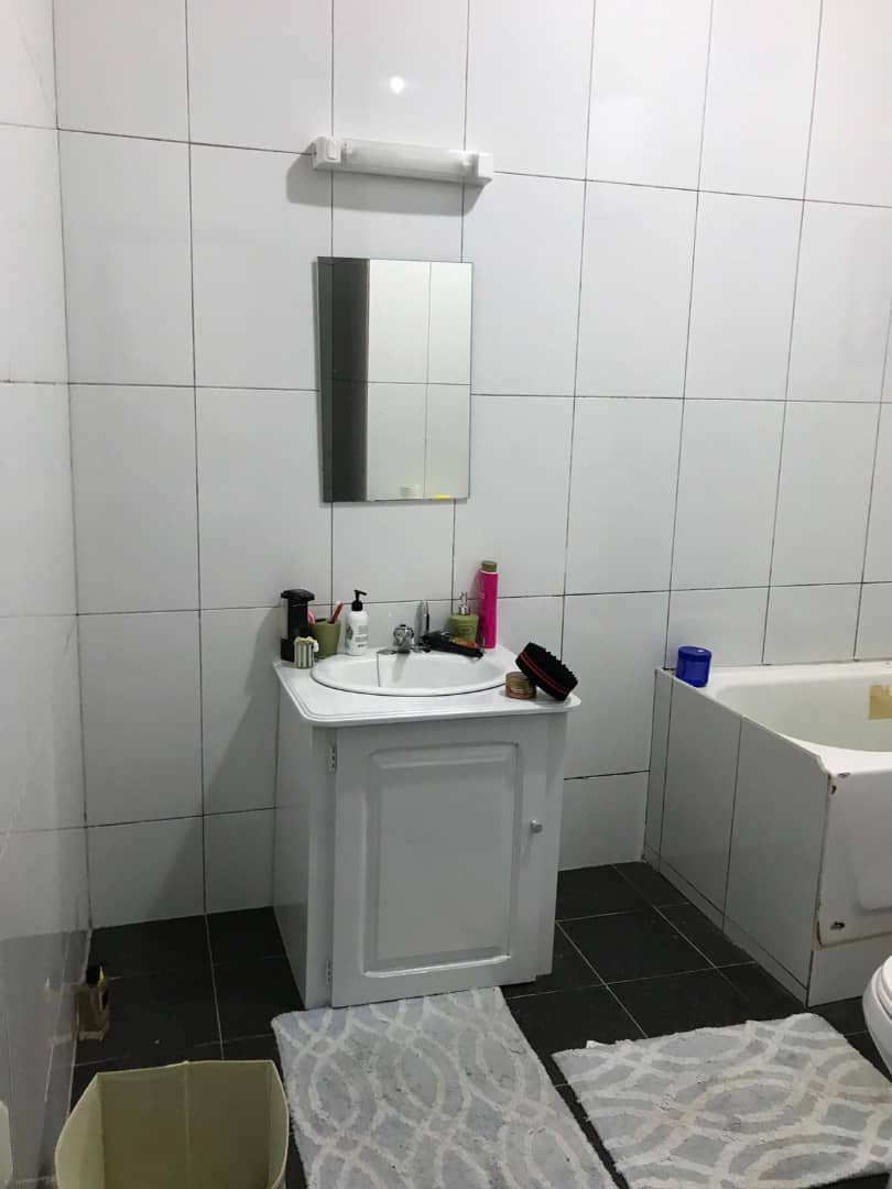 N° 4836 :
                            Villa meublée à louer , Baguida, Lome, Togo : 400 000 XOF/mois