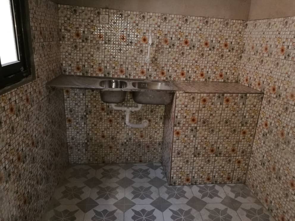 N° 4840 :
                            Chambre salon à louer , Agoe, Lome, Togo : 40 000 XOF/mois