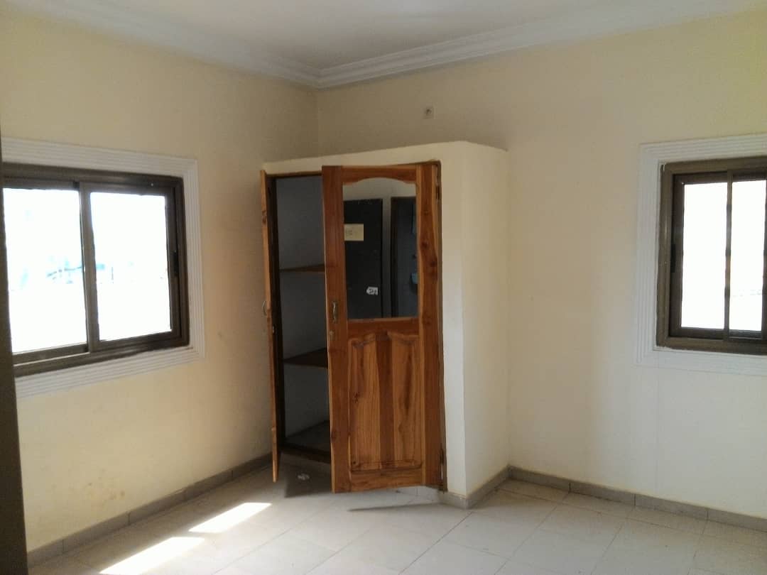 N° 4841 :
                            Appartement à louer , Avedji , Lome, Togo : 85 000 XOF/mois