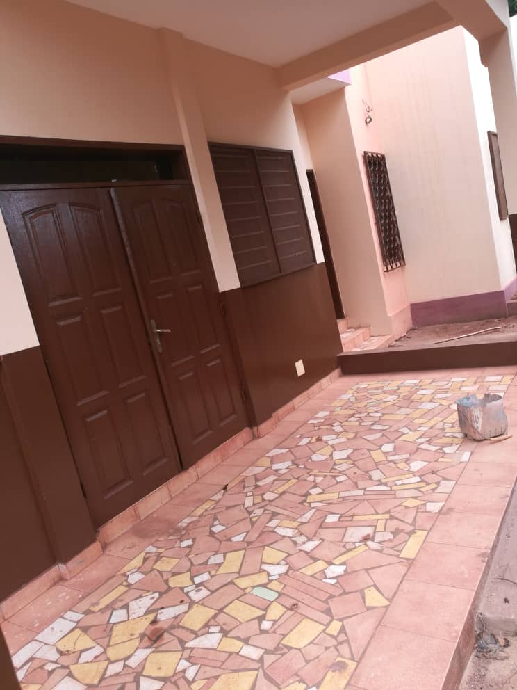 N° 4848 :
                            Appartement à louer , Agoe, Lome, Togo : 80 000 XOF/mois