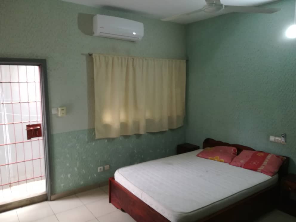 N° 4851 :
                            Appartement à louer , Agoe, Lome, Togo : 130 000 XOF/mois