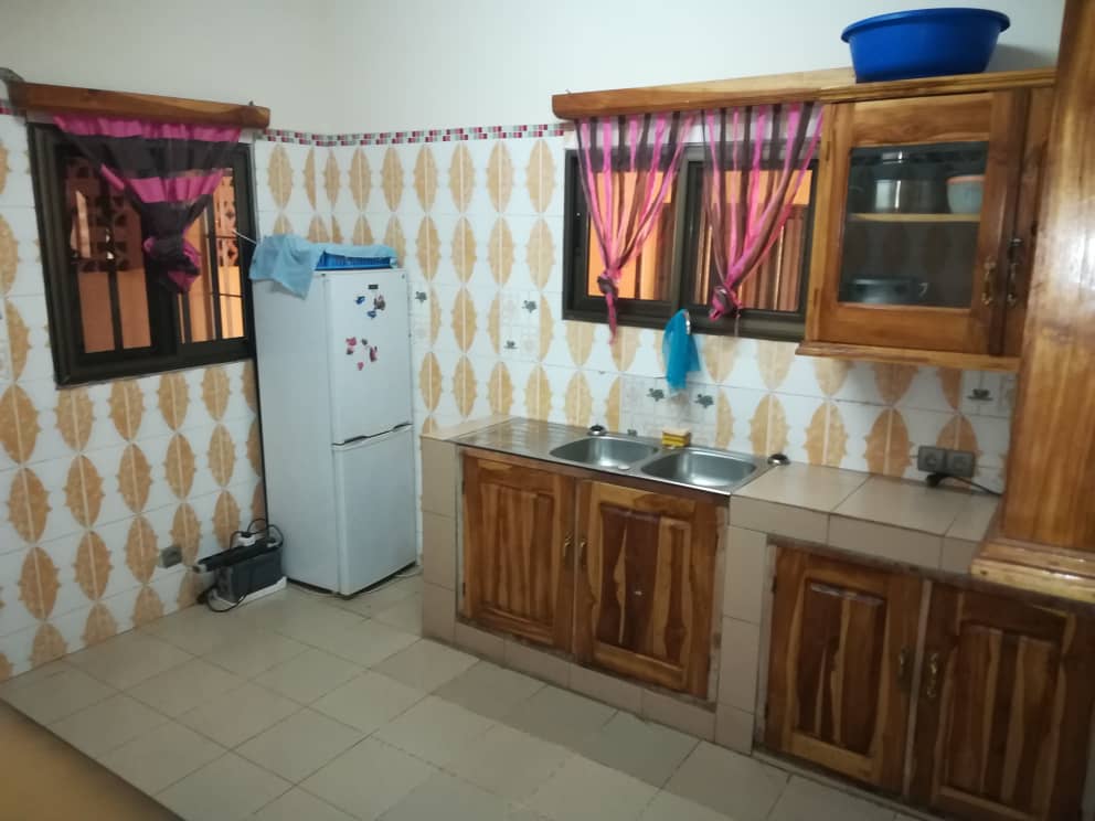 N° 4851 :
                            Appartement à louer , Agoe, Lome, Togo : 130 000 XOF/mois
