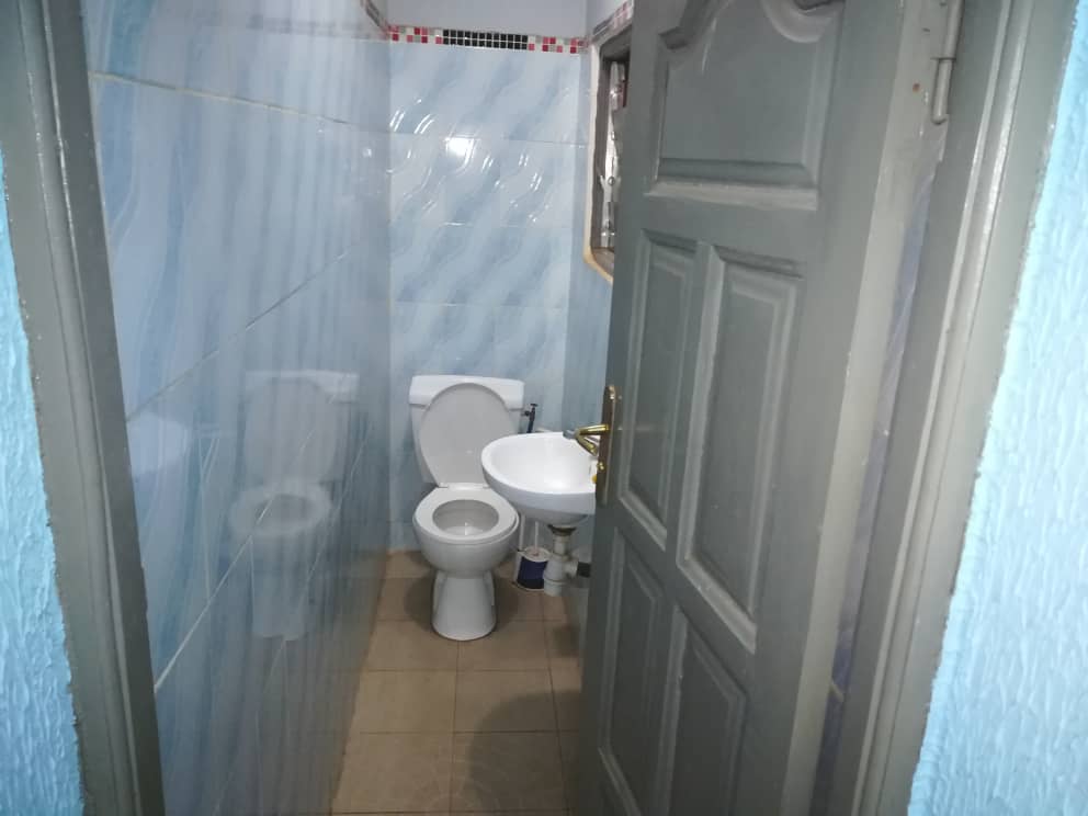 N° 4851 :
                            Appartement à louer , Agoe, Lome, Togo : 130 000 XOF/mois