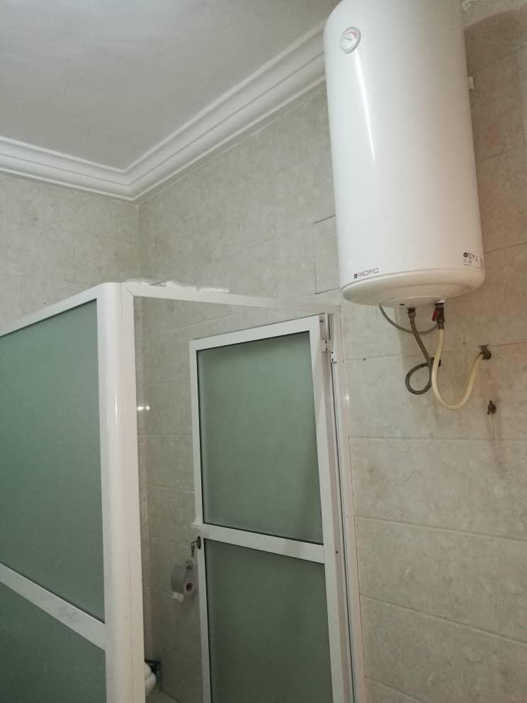 N° 4856 :
                            Villa à vendre , Agoe, Lome, Togo : 200 000  000 XOF/vie