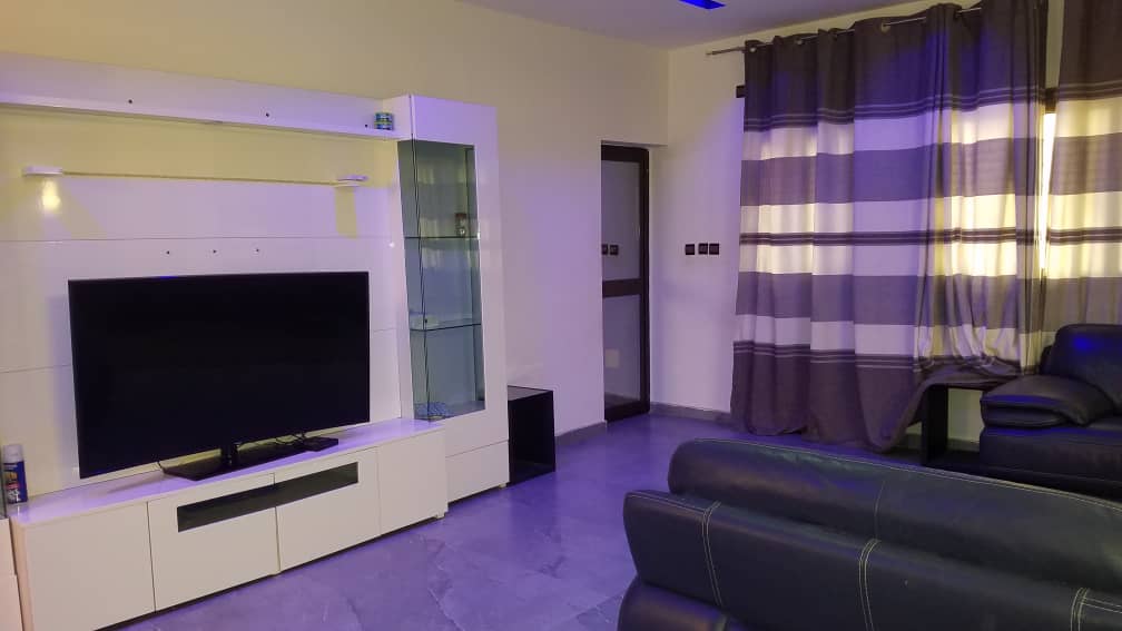 N° 4864 :
                            Villa meublée à louer , Agoe, Lome, Togo : 4 000  000 XOF/mois