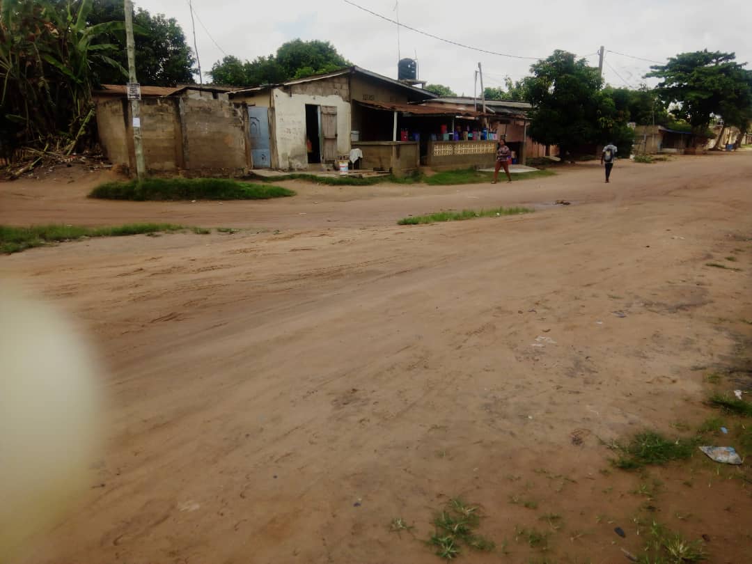 N° 4864 :
                            Villa meublée à louer , Agoe, Lome, Togo : 4 000  000 XOF/mois