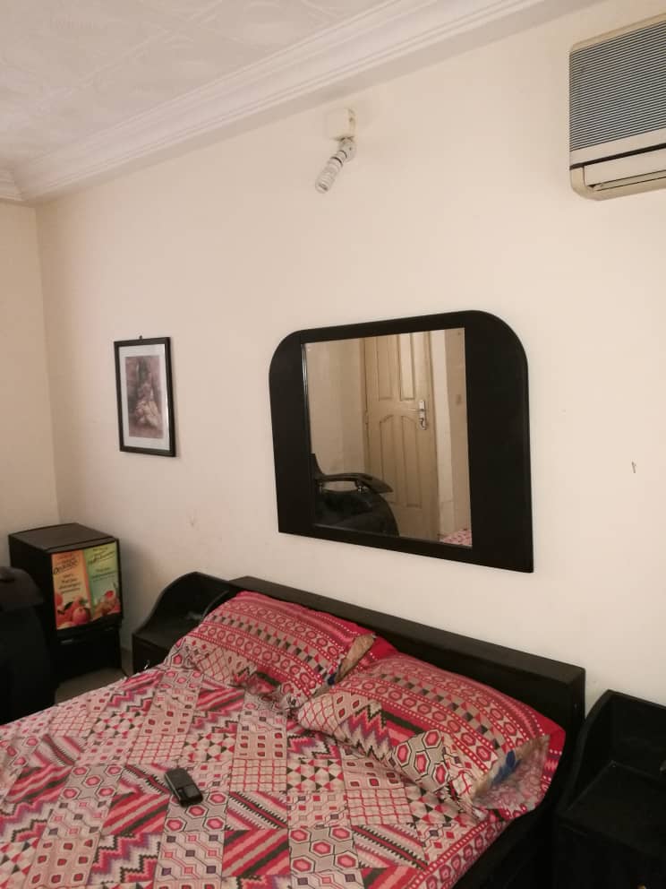 N° 4872 :
                            Appartement meublé à louer , Agoe, Lome, Togo : 150 000 XOF/mois
