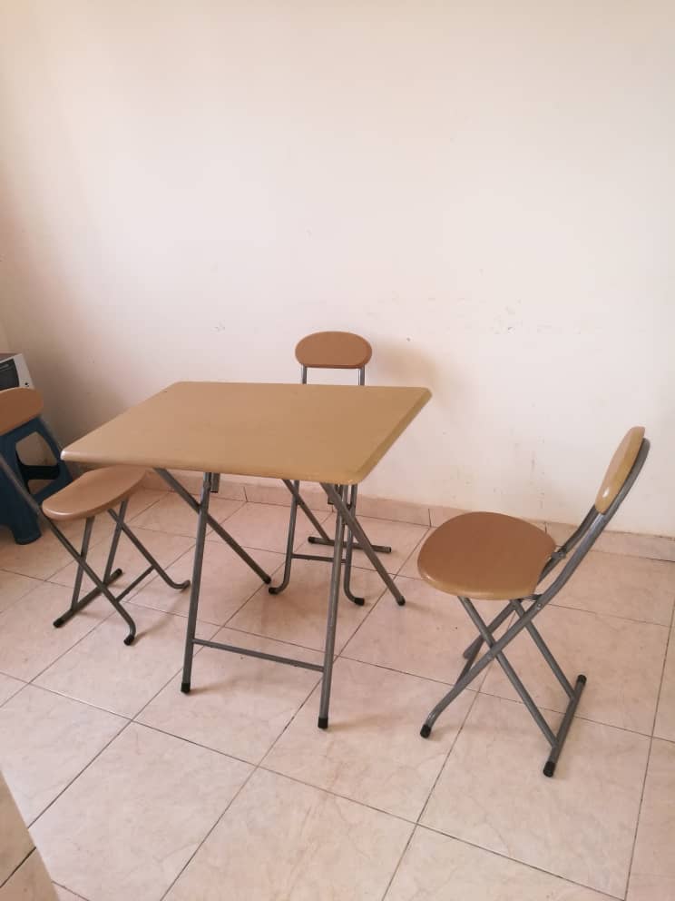N° 4872 :
                            Appartement meublé à louer , Agoe, Lome, Togo : 150 000 XOF/mois