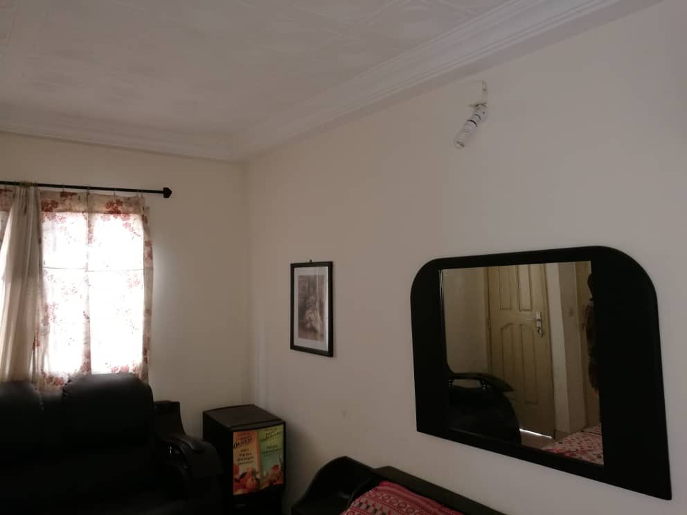 N° 4873 :
                            Appartement meublé à louer , Agoe, Lome, Togo : 350 000 XOF/mois