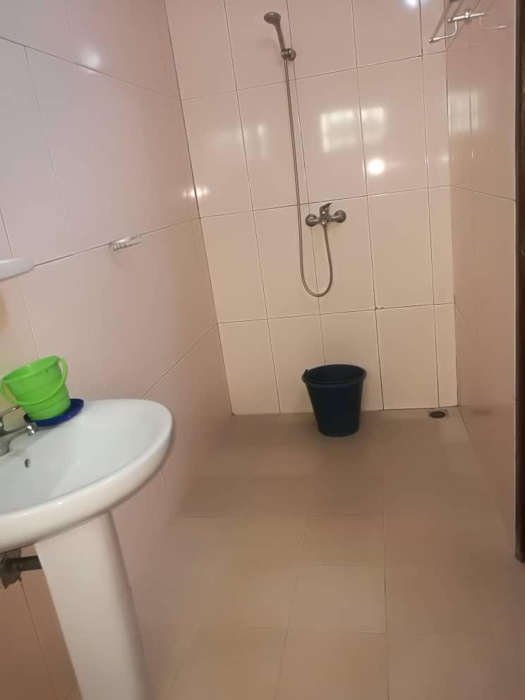 N° 4873 :
                            Appartement meublé à louer , Agoe, Lome, Togo : 350 000 XOF/mois