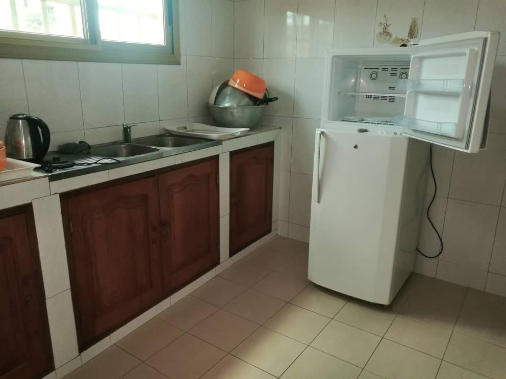 N° 4873 :
                            Appartement meublé à louer , Agoe, Lome, Togo : 350 000 XOF/mois