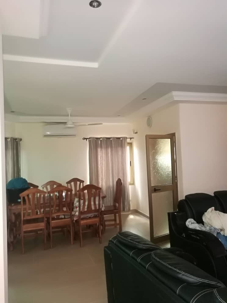 N° 4873 :
                            Appartement meublé à louer , Agoe, Lome, Togo : 350 000 XOF/mois