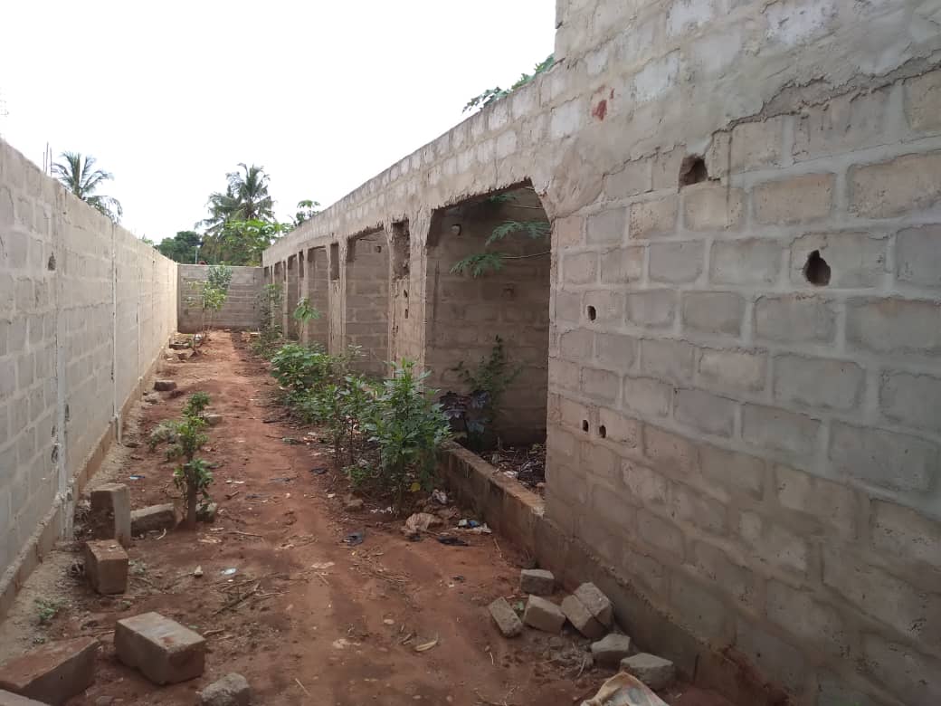 N° 4878 :
                            Maison à vendre , Agoe, Lome, Togo : 25 000  000 XOF/vie