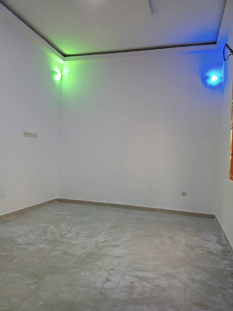 N° 4884 :
                            Appartement à louer , Agoe, Lome, Togo : 75 000 XOF/mois