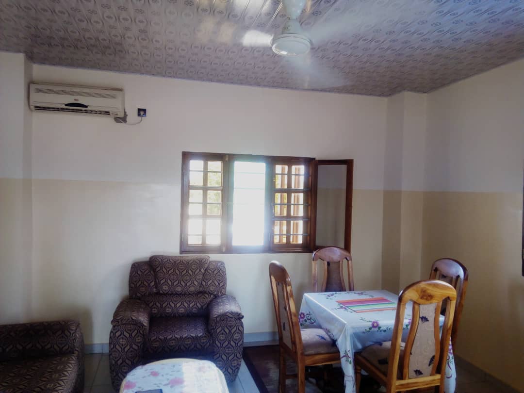 N° 4891 :
                            Appartement meublé à louer , Adidogome, Lome, Togo : 200 000 XOF/mois