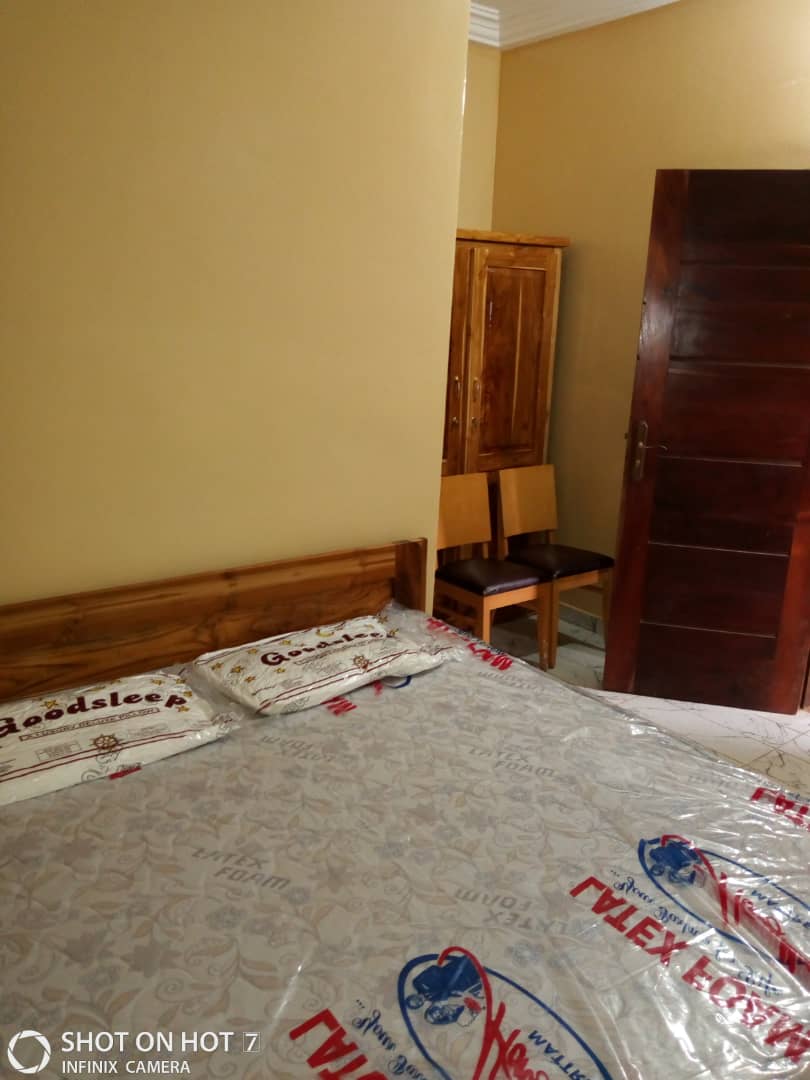 N° 4918 :
                            Appartement meublé à louer , Adidogome, Lomé, Togo : 200 000 XOF/mois