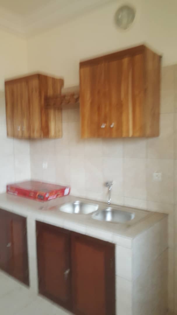 N° 4918 :
                            Appartement meublé à louer , Adidogome, Lomé, Togo : 200 000 XOF/mois