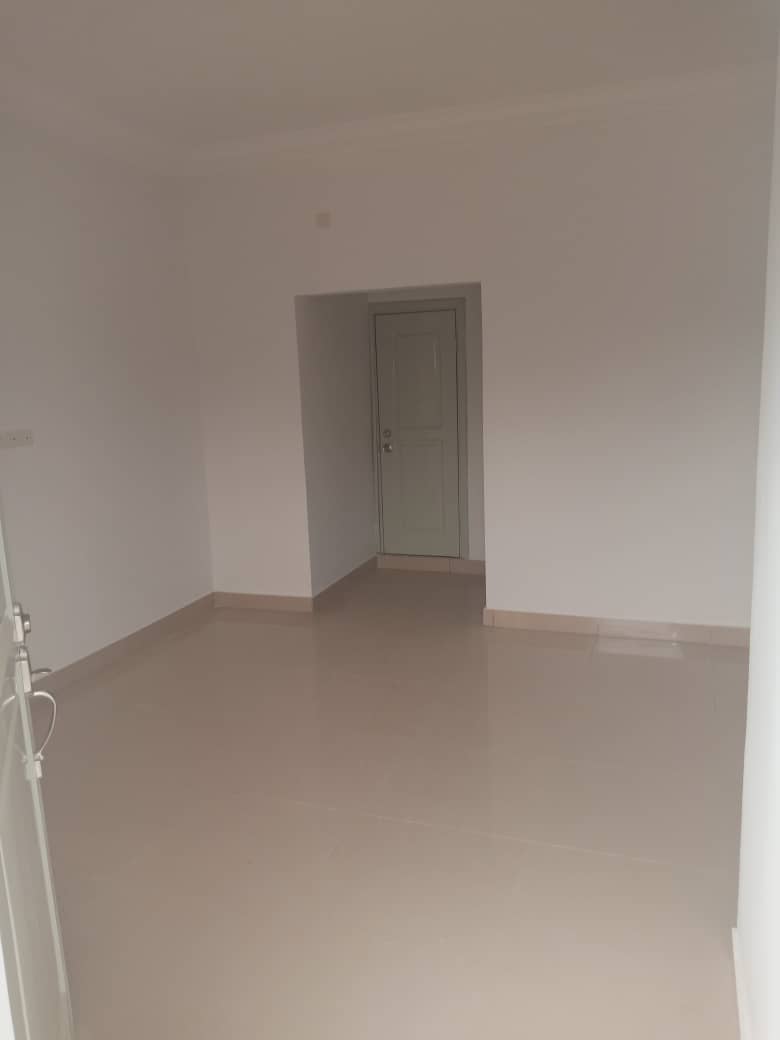 N° 4922 :
                            Chambre salon à louer , Agoe vakpossito, Lome, Togo : 40 000 XOF/mois