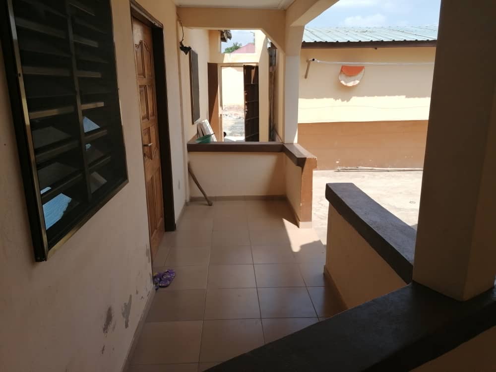 N° 4951 :
                            Maison à vendre , Vakpossito, Lome, Togo : 38 000  000 XOF/vie
