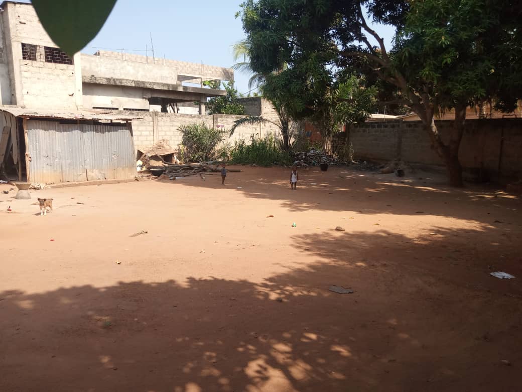 N° 4951 :
                            Maison à vendre , Vakpossito, Lome, Togo : 38 000  000 XOF/vie
