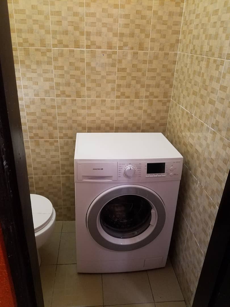 N° 4956 :
                            Appartement meublé à louer , Kpogan , Lome, Togo : 300 000 XOF/mois