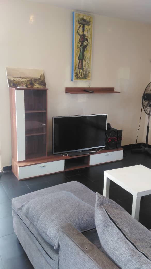 N° 4955 :
                            Appartement meublé à louer , Agbalepedo , Lome, Togo : 300 000 XOF/mois
