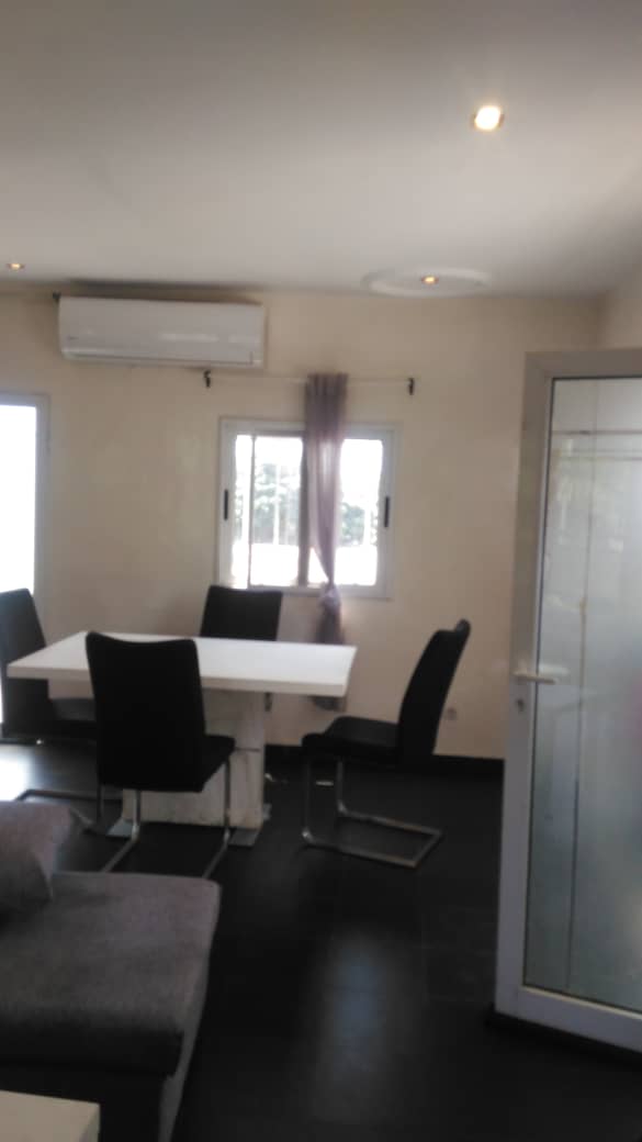 N° 4955 :
                            Appartement meublé à louer , Agbalepedo , Lome, Togo : 300 000 XOF/mois